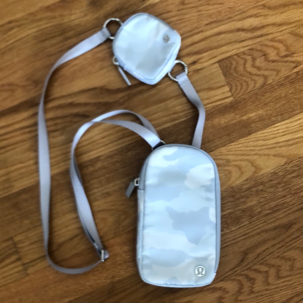 Lululemom Modular Phone Ctossbody